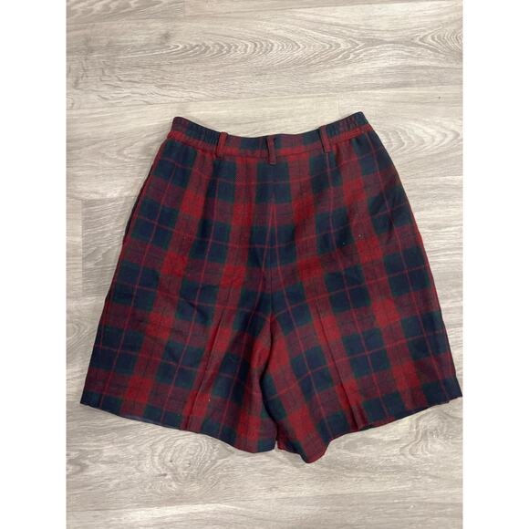 Vintage Sag Harbor size 8 wool blend plaid shorts - Picture 2 of 3